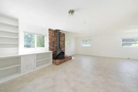 318 Avenue B Melbourne Beach FL 32951