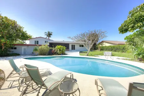 318 Avenue B Melbourne Beach FL 32951