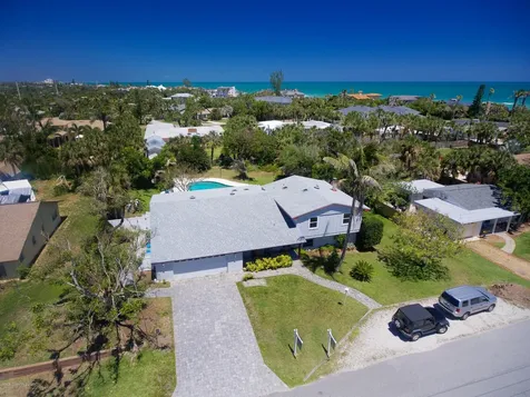 318 Avenue B Melbourne Beach FL 32951