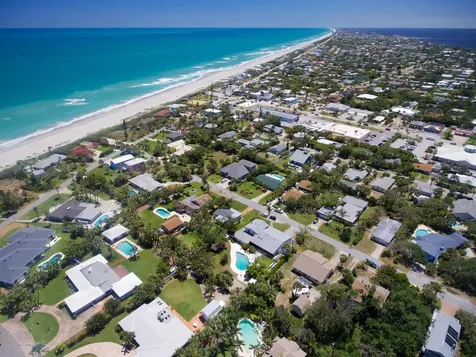 318 Avenue B Melbourne Beach FL 32951