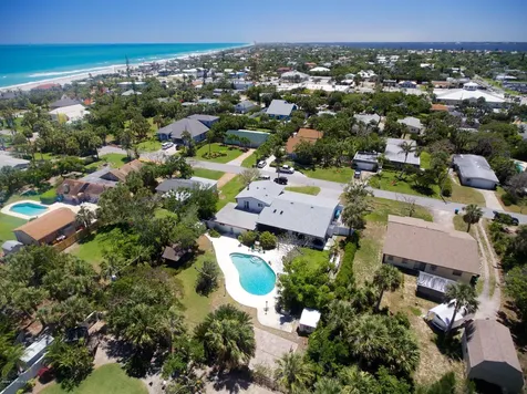 318 Avenue B Melbourne Beach FL 32951