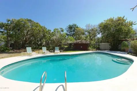 318 Avenue B Melbourne Beach FL 32951