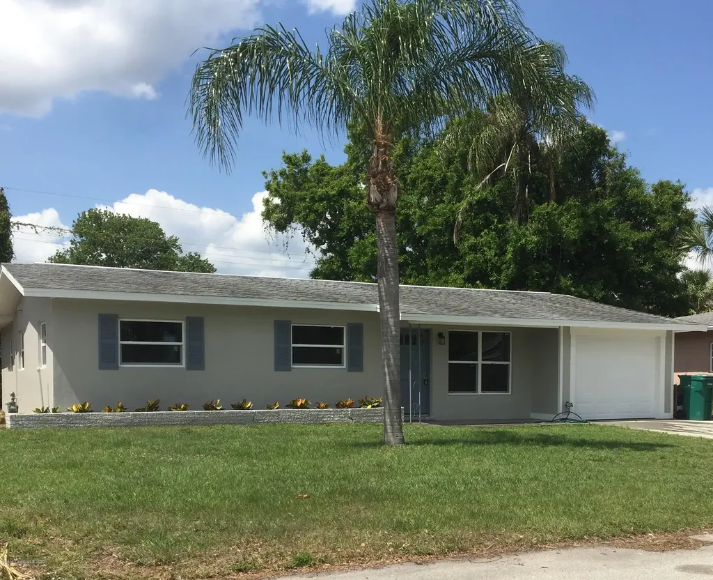 748 Comanche Avenue Melbourne FL 32935