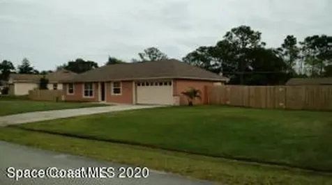 167 Goldcoast Road NE Palm Bay FL 32907