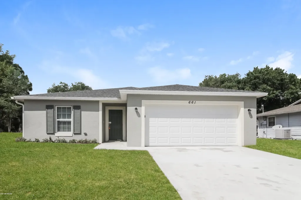 661 Merrimac Street SE Palm Bay FL 32909