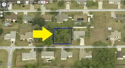 1581 Gardenton Street NW Palm Bay FL 32907