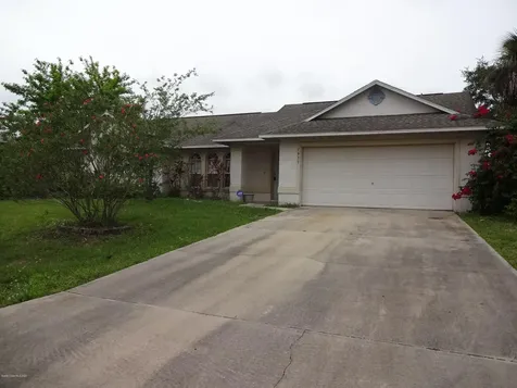 1637 Hawksbill Street NW Palm Bay FL 32907