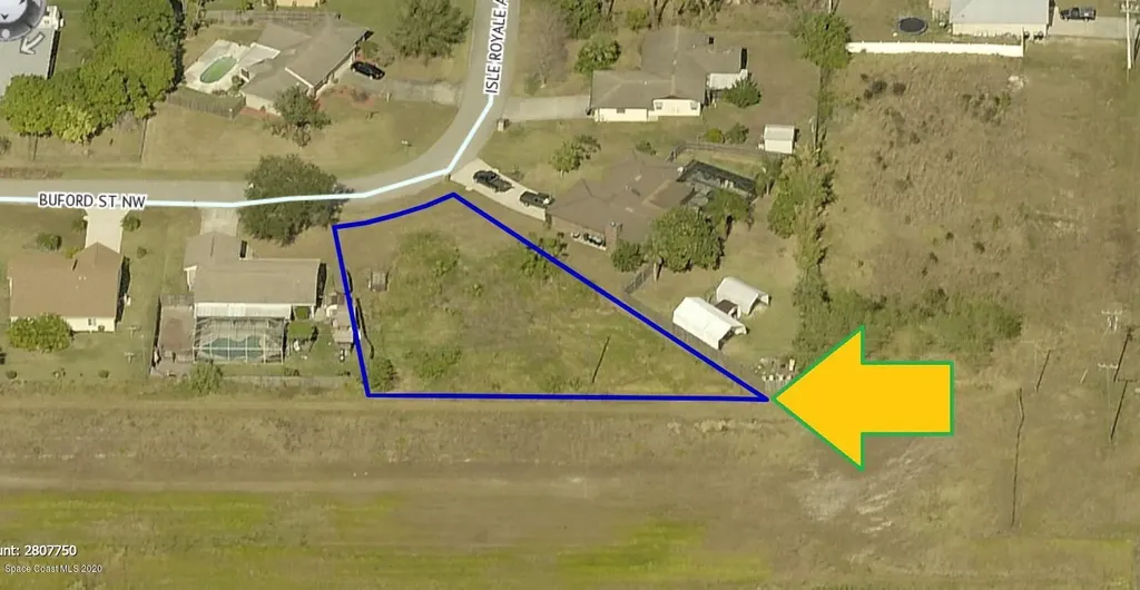 900 Buford Street NW Palm Bay FL 32907