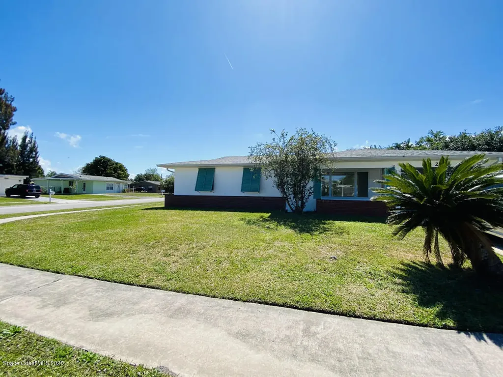 2998 Hamburg Avenue NE Palm Bay FL 32905