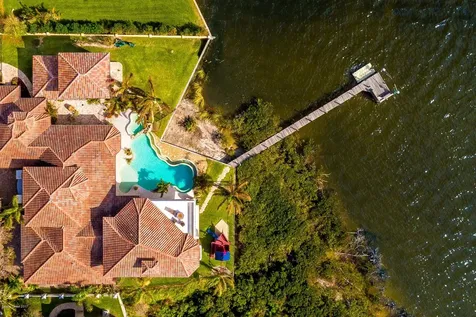 8140 S Tropical Trail Merritt Island FL 32952
