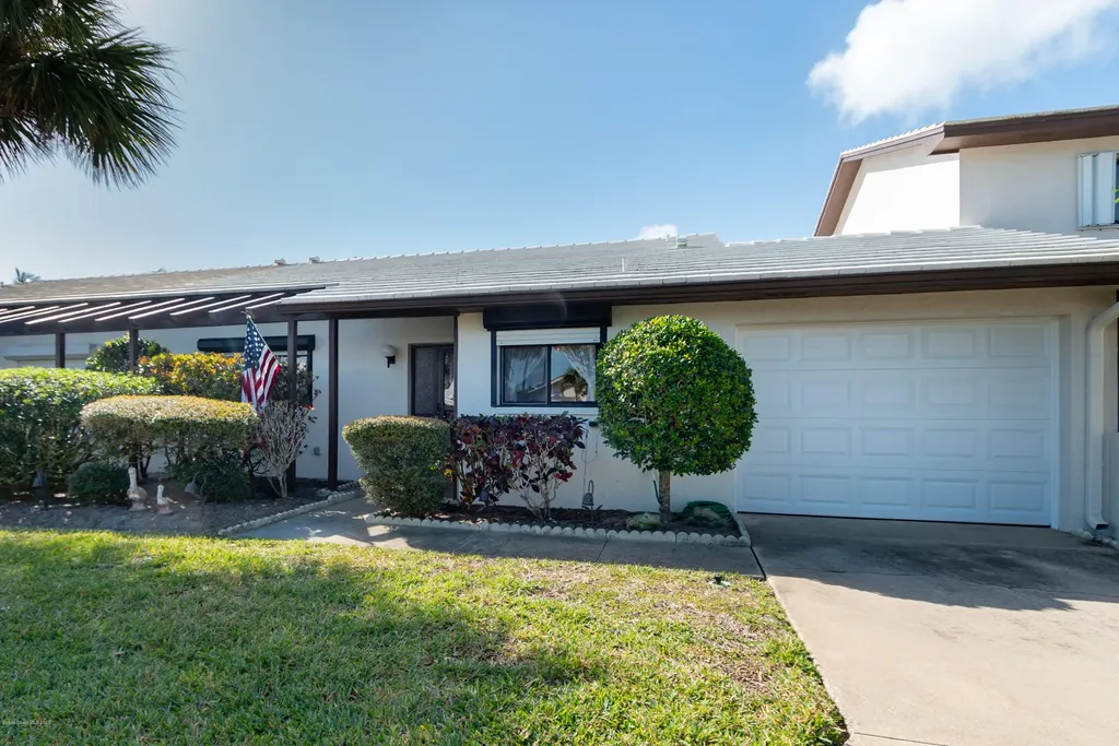123 Skyline Circle Satellite Beach FL 32937