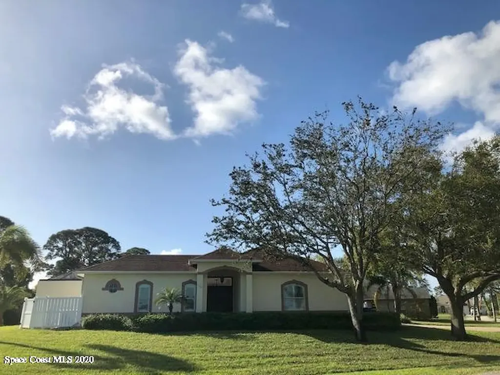 158 Miller Drive Sebastian FL 32958