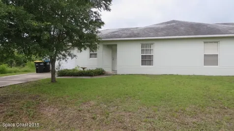 1650 Chamorro Street SE Palm Bay FL 32909