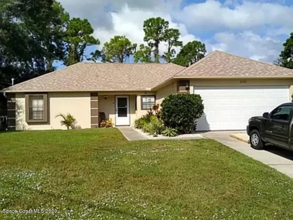 6730 Caliph Avenue Cocoa FL 32927