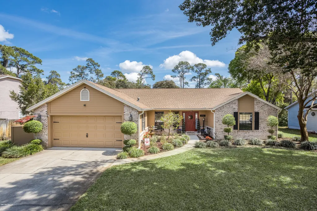 833 Trailwood Avenue Titusville FL 32796