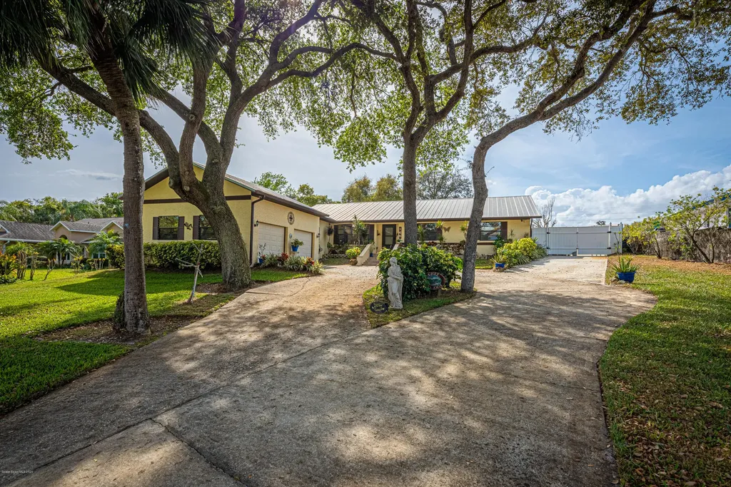 165 Dune Lane Cocoa FL 32927