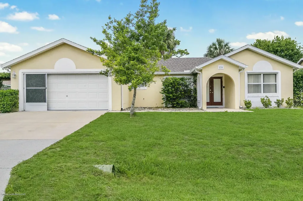134 Chicory Avenue NE Palm Bay FL 32907