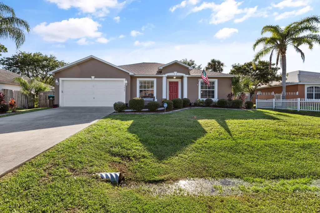 1660 Carbondale Avenue NW Palm Bay FL 32907