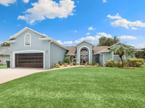 338 Carol Drive NE Palm Bay FL 32907