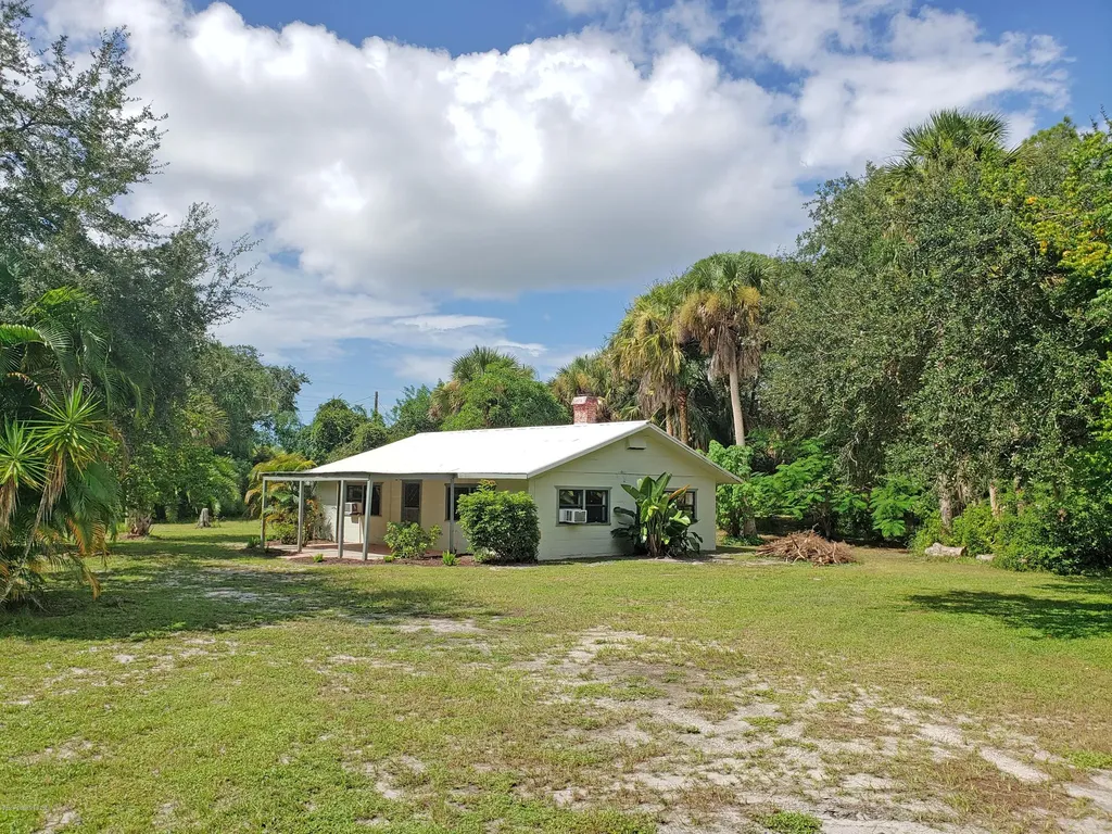 917 Louisiana Avenue Sebastian FL 32958