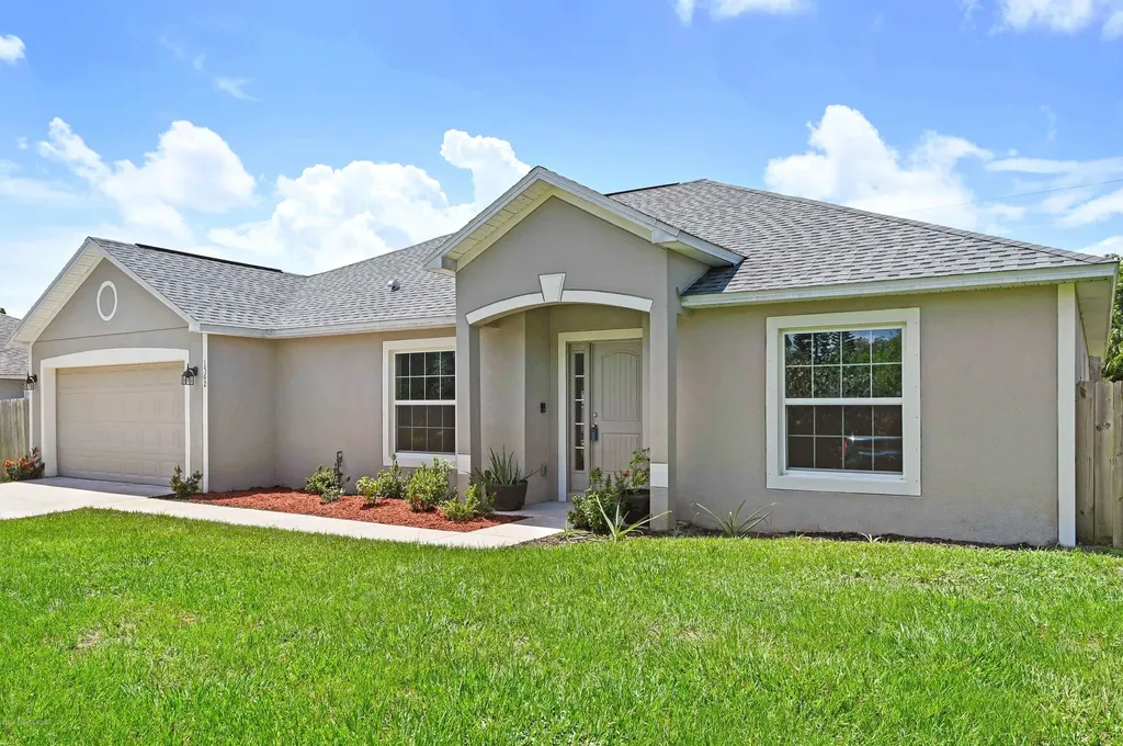 1562 Baker Street NE Palm Bay FL 32907