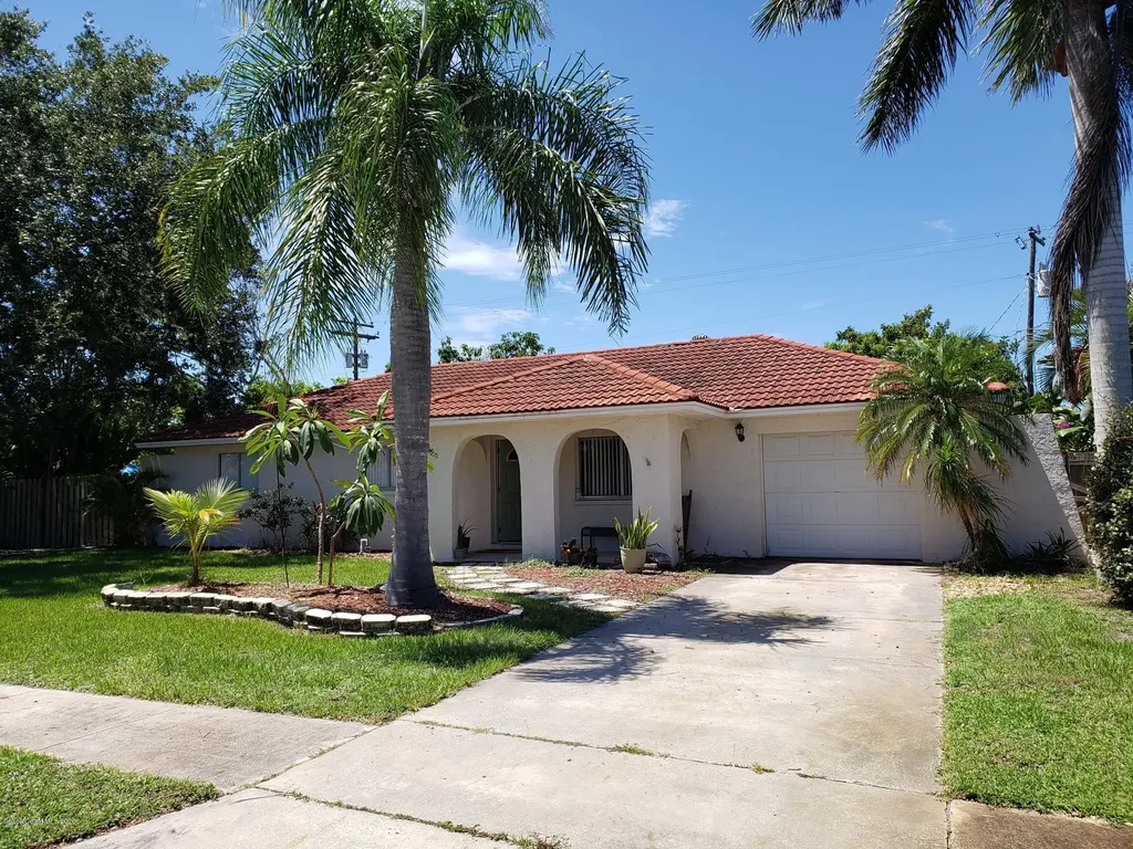 1300 Arlington Avenue Merritt Island FL 32952