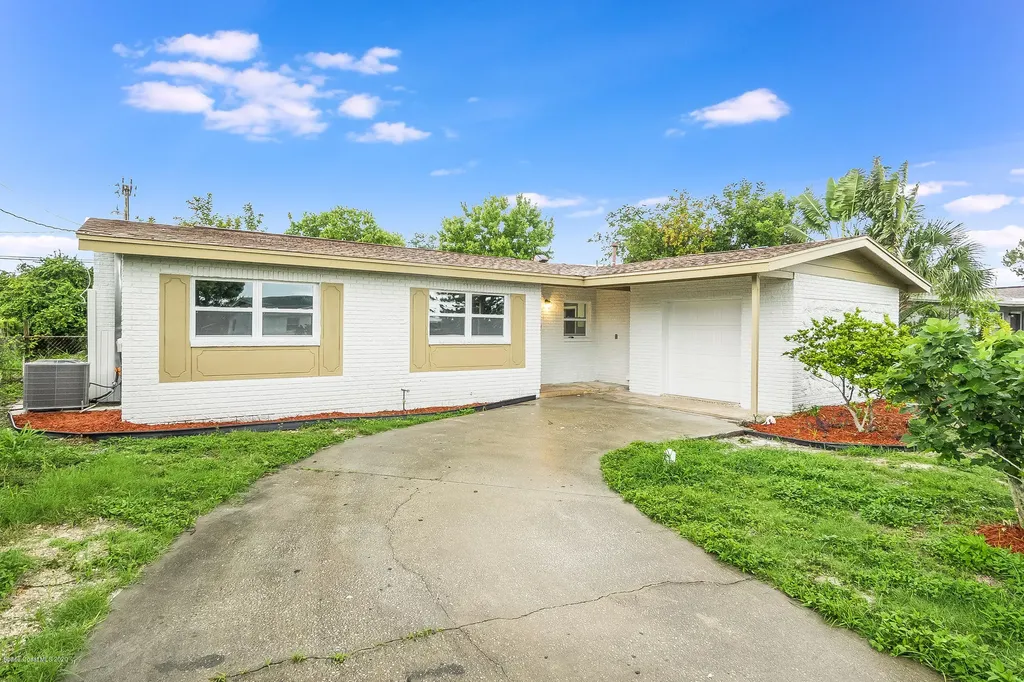 820 Jacaranda Street Merritt Island FL 32952