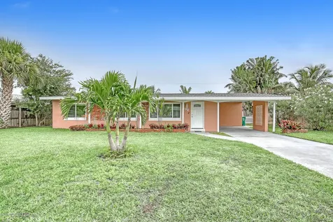 693 Bermuda Road Cocoa Beach FL 32931