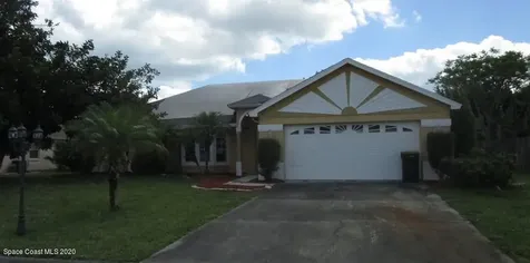919 Pine Walk Court NE Palm Bay FL 32905