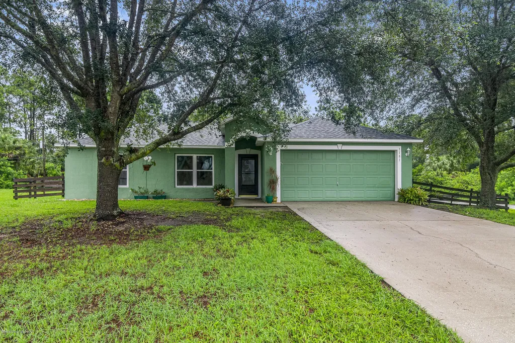 1181 Larkspur Street SE Palm Bay FL 32909