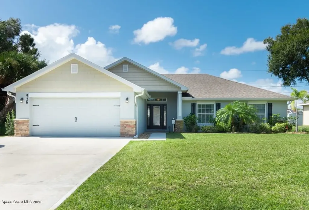 526 S Easy Street Sebastian FL 32958