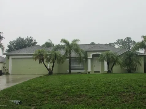 325 Tobias Street SE Palm Bay FL 32909