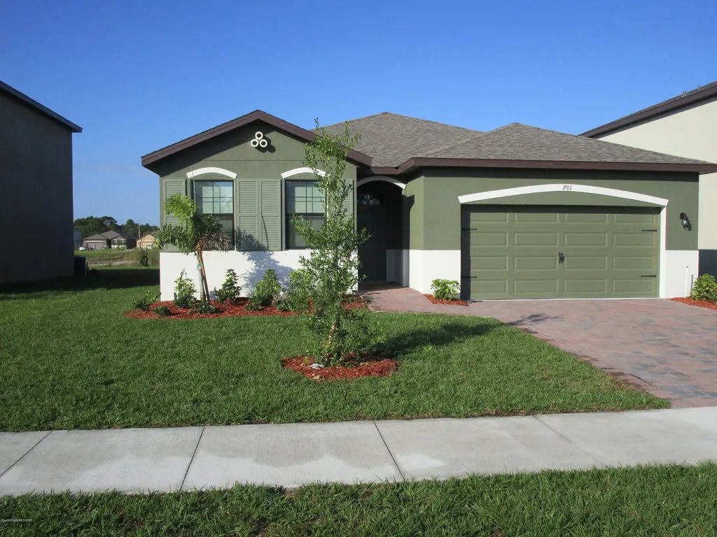 701 Old Country Road SE Palm Bay FL 32909