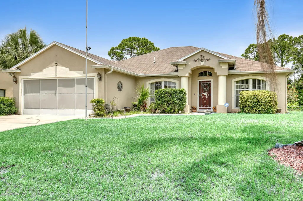 1531 Operetta Avenue SE Palm Bay FL 32909