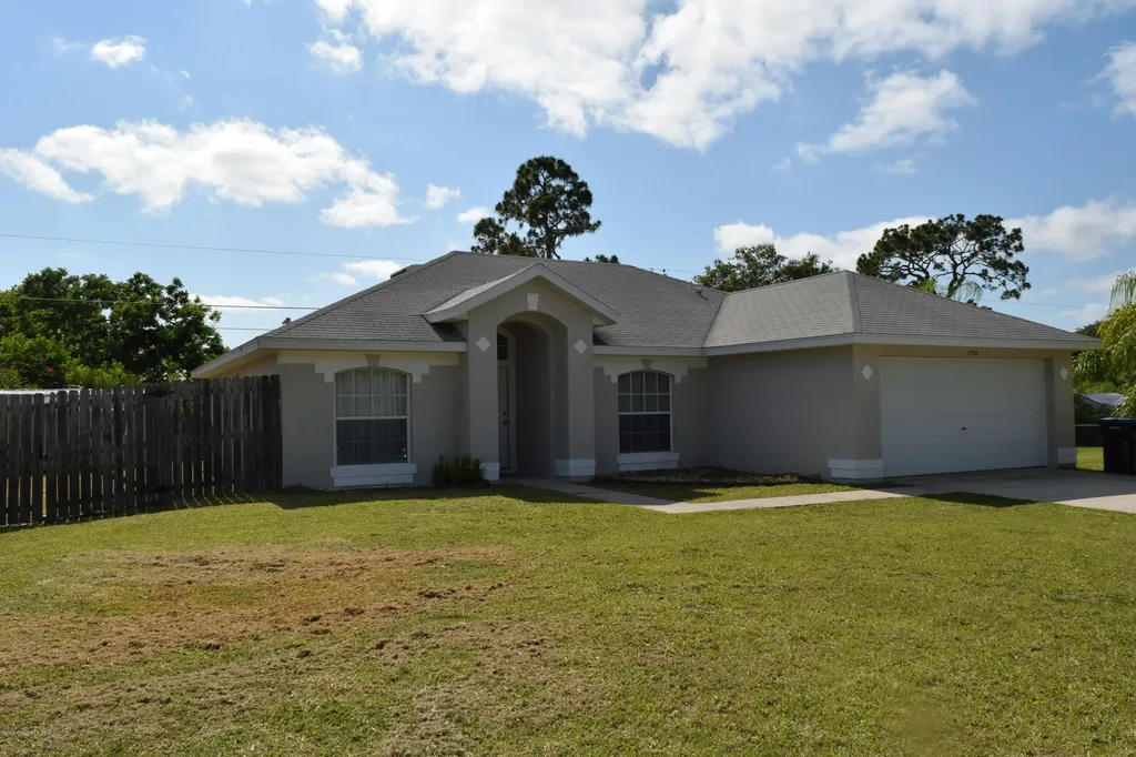 140 Bayamo Avenue NE Palm Bay FL 32907