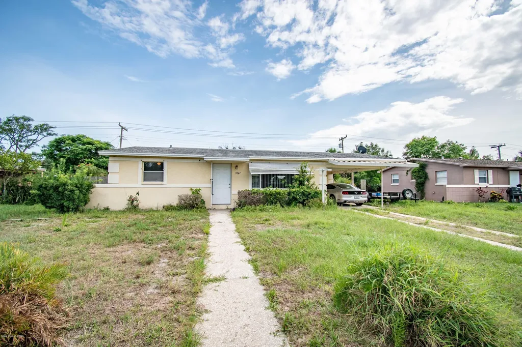 1047 W Highland Drive Cocoa FL 32922