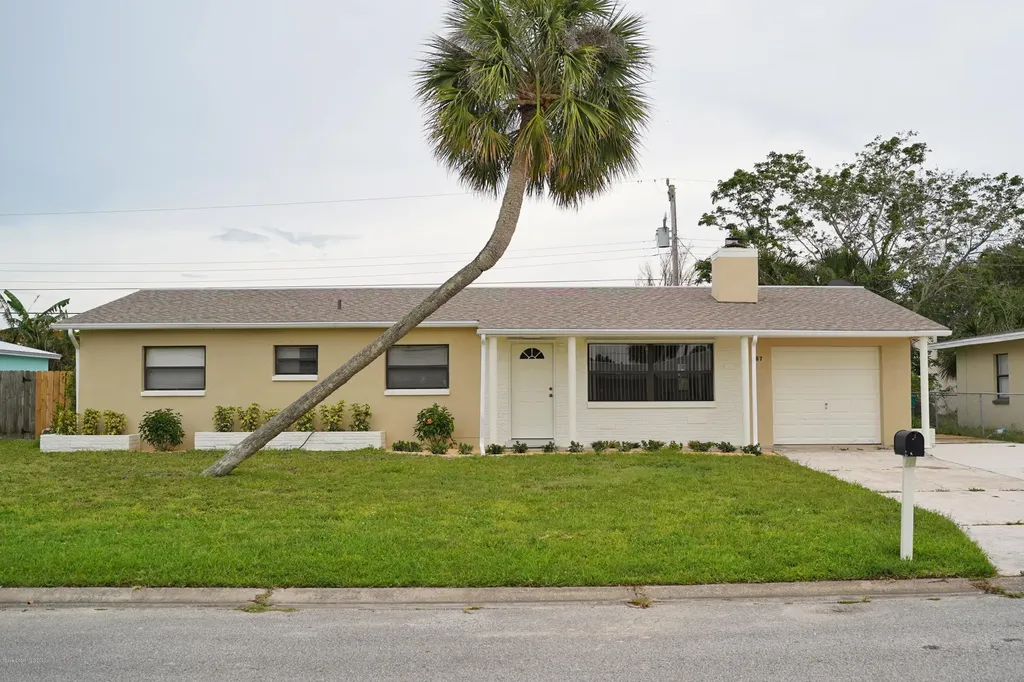 487 Nancie Avenue Merritt Island FL 32952