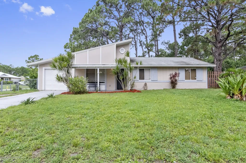 890 Arabia Road SE Palm Bay FL 32909