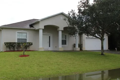 672 Norse Street NW Palm Bay FL 32907