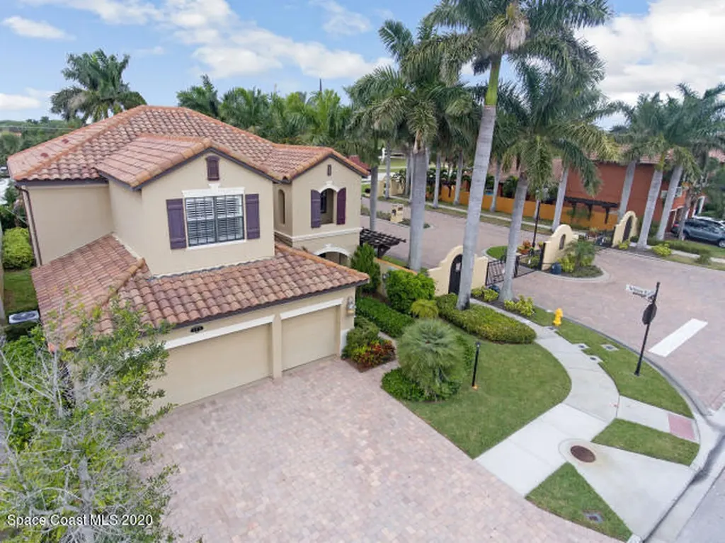 664 Mission Bay Drive Satellite Beach FL 32937