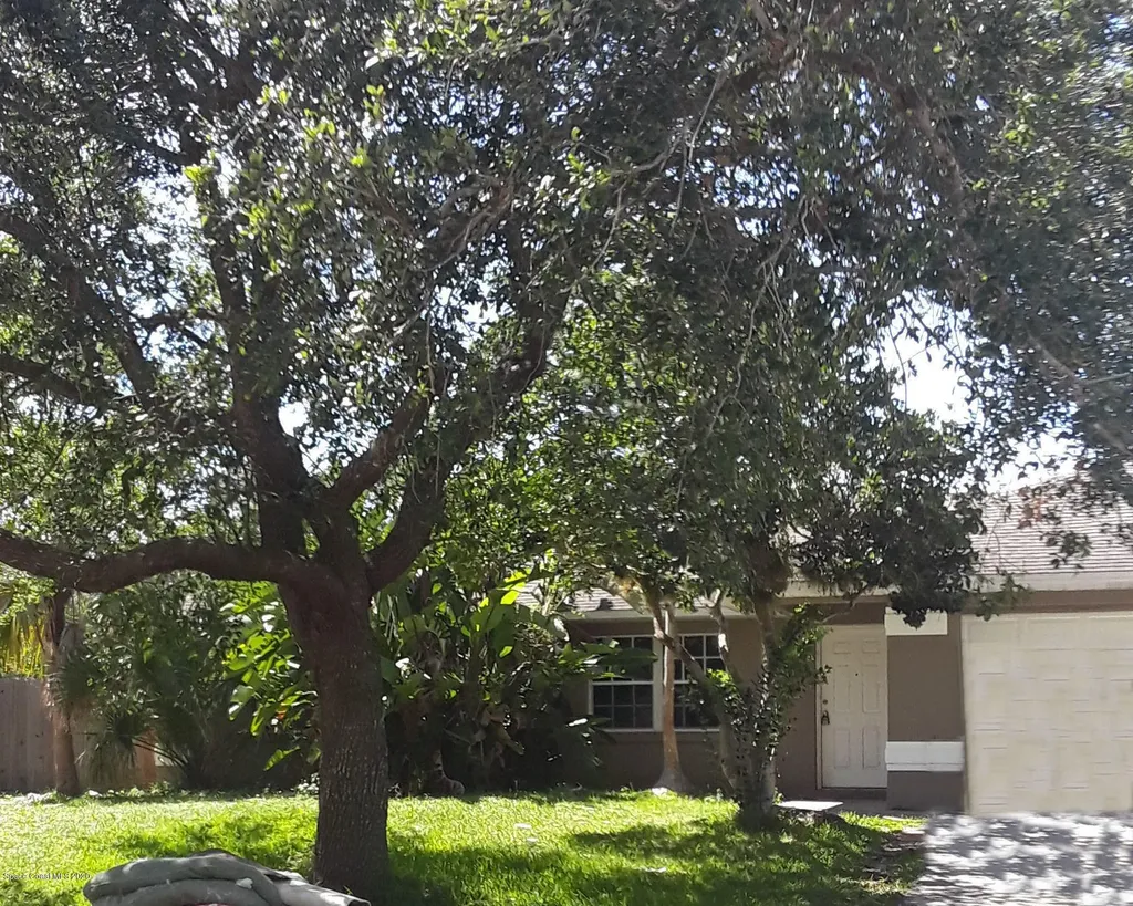 527 Scodella Street SW Palm Bay FL 32908