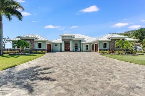 1424 S Riverside Drive Indialantic FL 32903