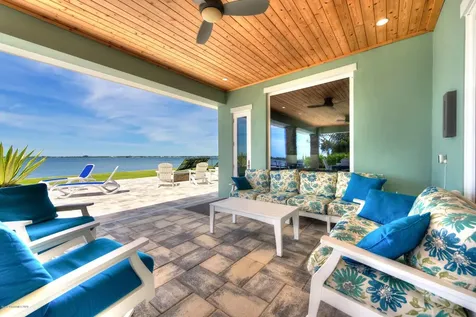 1424 S Riverside Drive Indialantic FL 32903