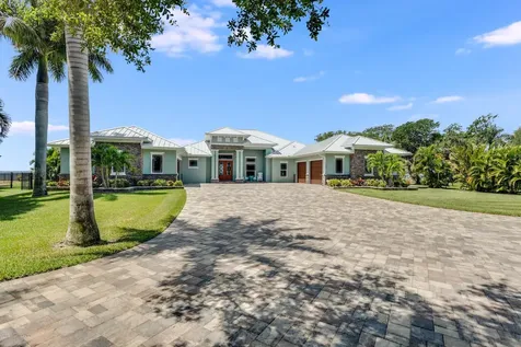 1424 S Riverside Drive Indialantic FL 32903