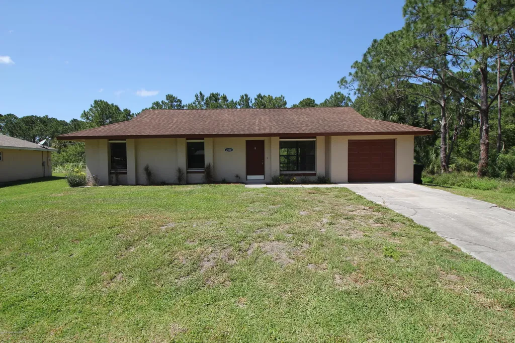 2170 Watkins Road SE Palm Bay FL 32909