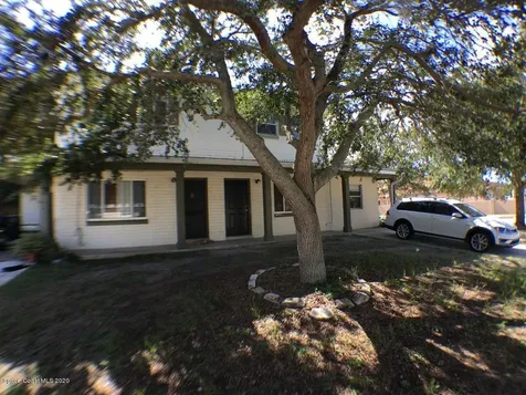 210-212 N Deleon Avenue Titusville FL 32796