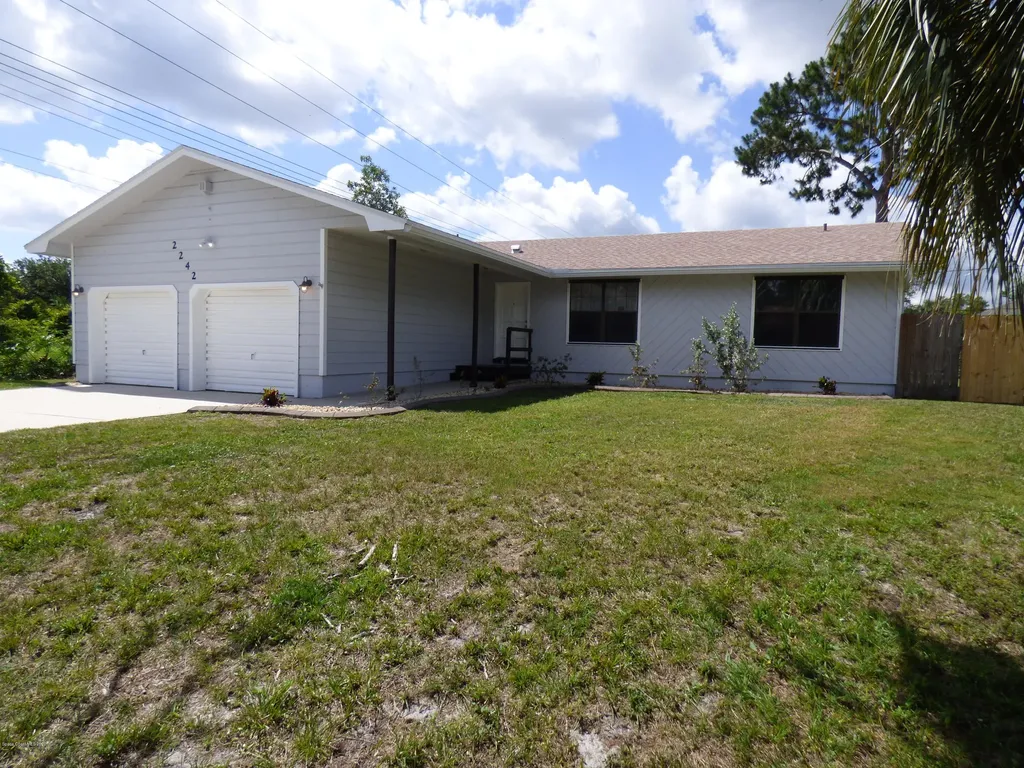 2242 Macedo Road NE Palm Bay FL 32907