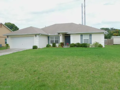 1473 Glencove Avenue NW Palm Bay FL 32907