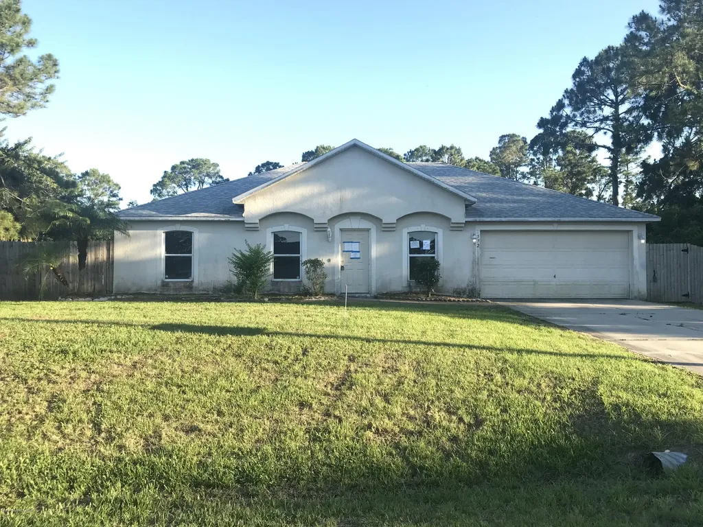 572 Titan Road SE Palm Bay FL 32909