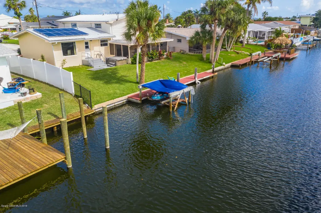 1685 Davis Drive Merritt Island FL 32952